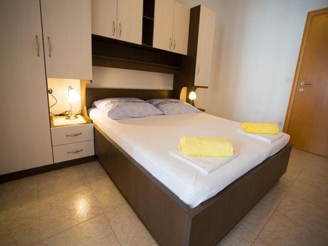 Apartmani Dana Makarska Exterior foto